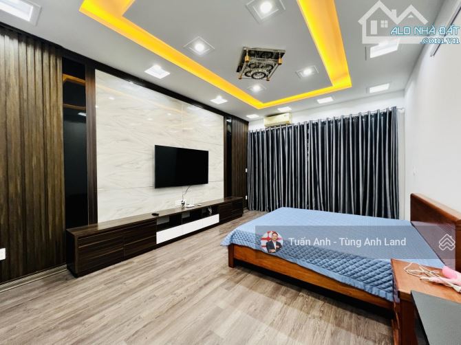 Độc quyền! Chùa Bộc, ngõ thông, 35m ra ô tô, ngõ to, nhà mới, 41m2*5T - 5