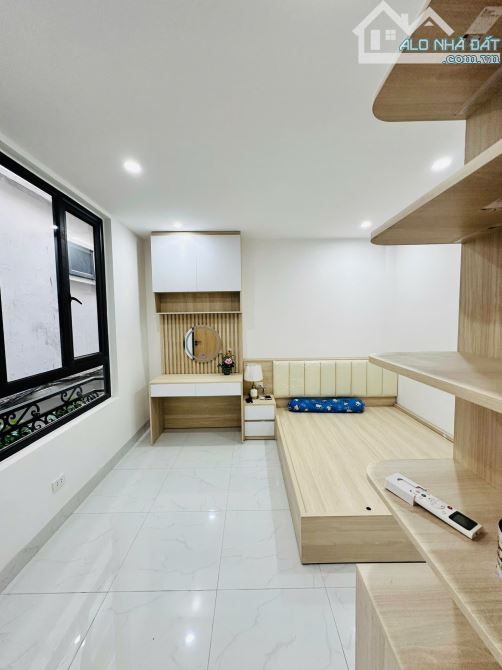 🏡 BÁN NHÀ CẦU GIẤY – NGÕ TO – GẦN PHỐ - 28M2 - 5 TẦNG - 7,5 TỶ - 5