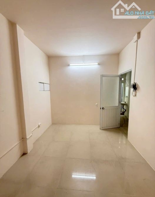 HXH Lạc Long Quân, P.8, Tân Bình, DT: 4.2 X 13m, hai tầng, giảm 600 triệu còn 4 tỷ 6. - 5