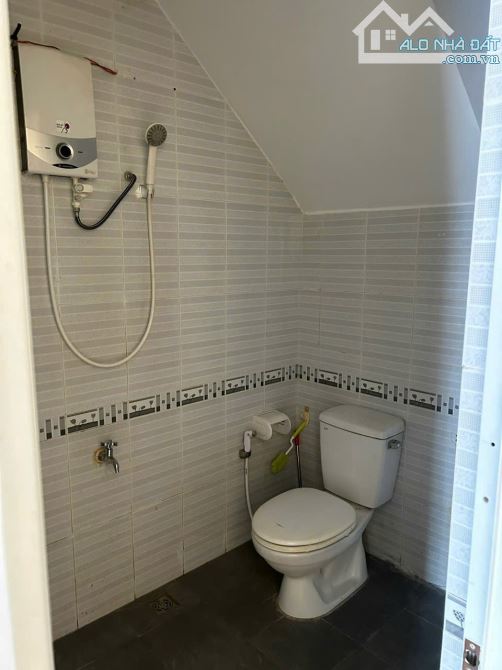 Cần Bán Nhanh Căn Shophouse CT7B Mặt Tiền Đặng Vũ Hiệp KĐT Vĩnh Điềm Trung !! Giá 3tỷ5 - 5