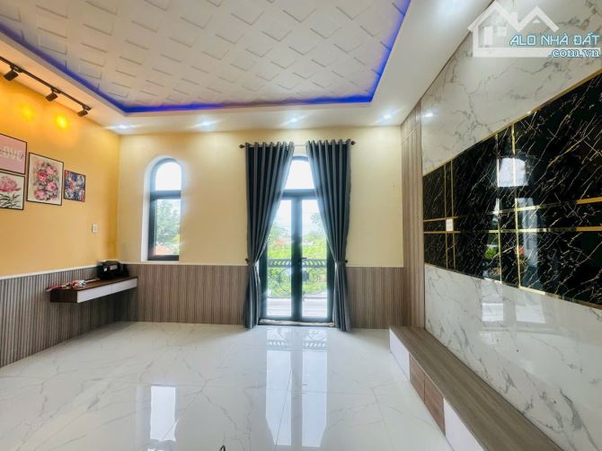 Nhà mới đường huyện ĐH25C khu dân cư đông đúc - 5