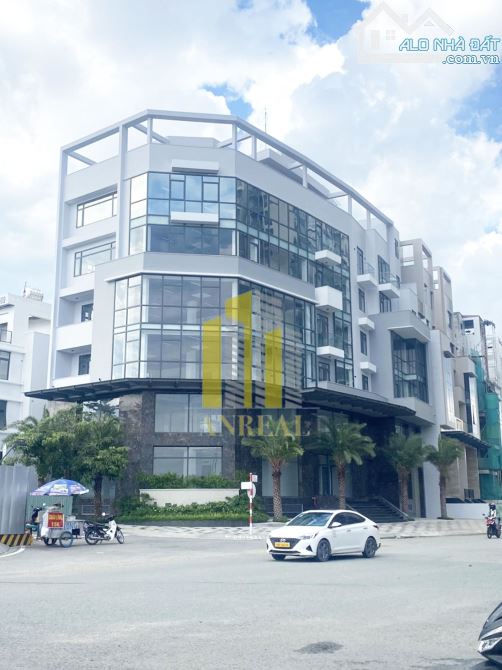 Cho Thuê Toà Văn Phòng Hiện Đại- Căn Góc Bát Nàn 2600m2 - Giá 450 Triệu - 5