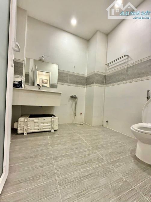 🏡 SIÊU PHẨM KẾ Q8 6M X 14M .3 TẦNG CHỈ 7TY2 TL CÁCH BX Q8 1 KM, CÁCH NG VĂN LINH 600M MT - 5