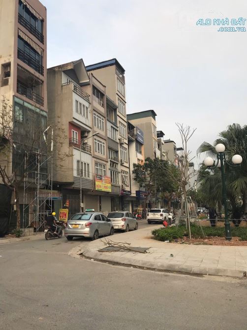 Nhà phố hiếm Lê Trọng Tấn – La Khê, Hà Đông, ô tô vào nhà, giá chỉ tầm 9 tỷ+ - 5