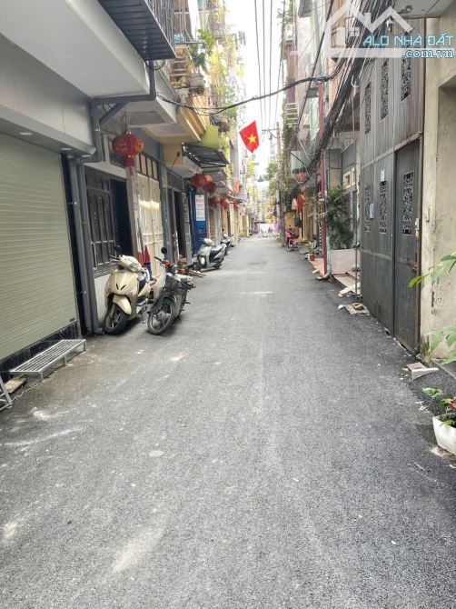 Chính chủ bán nhà Quang Trung Hà Đông 45m, lô góc, mt 9m, giá đầu tư - 5