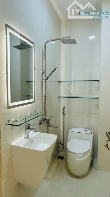 Siêu Phẩm - Nhà Đẹp 5 Tầng HXH 6m Ni Sư Huỳnh Liên, DT: 3.8x13m Tặng Nội Thất. Chỉ 9.6 tỷ - 5