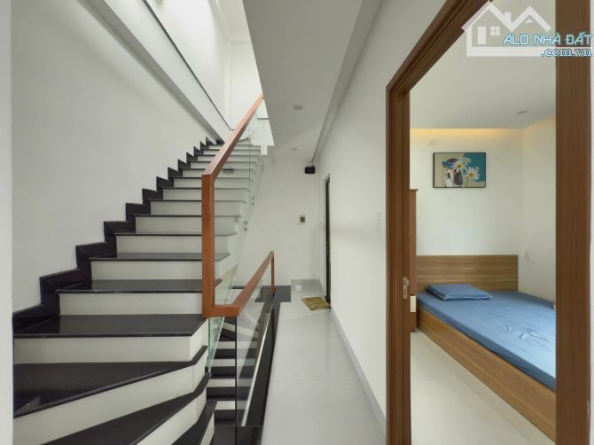 Bán nhà 4 tầng kiệt 3m Hoà Cường. Dt 45m2 ngang 5m 3pn thiết kế hiện đại vô ở ngay - 5
