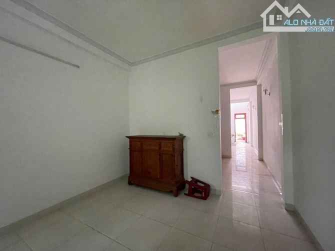 BÁN NHÀ 2 TẦNG, MT NGÔ GIA TỰ, 89M2 NGANG 4,1M, GIÁ 15,5 TỶ. Cn25.8 - 5
