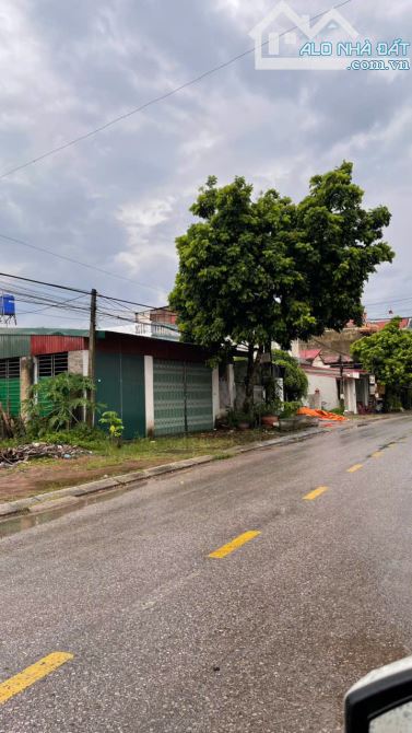 Siêu phẩm! Bán nhà xưởngMặt phố Thị trấn Kép, Bắc Giang 430m2, Mt 15m, full thổ cư,5.86 tỷ - 5
