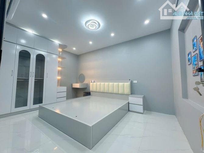 CĂN HỘ TẬP THỂ TẦNG 1 - TÔN ĐỨC THẮNG - ĐỐNG ĐA - DTSD 80M2 - KINH DOANH ONLINE TỐT - 5