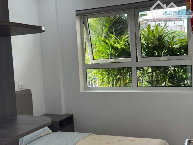 BÁN CĂN HỘ 3 NGỦ, CÓ SÂN VƯỜN, CHUNG CƯ 250 MINH KHAI. GIÁ 7.5 TỶ - 5