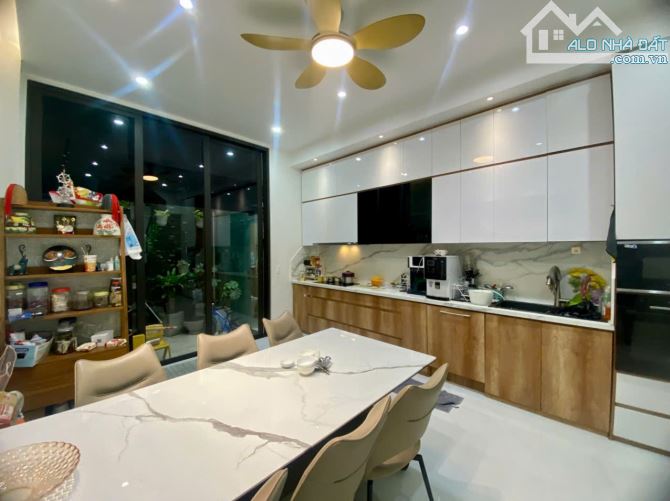 Siêu phẩm Tân Phú, Nhà 74m2, 4 tầng, để ô tô trong nhà, Giá 8.8 tỷ TL - 5