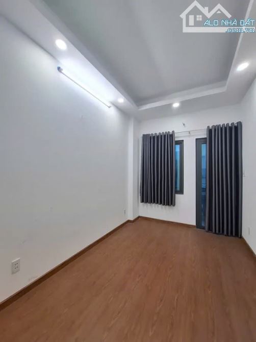MT Lê Sát, 4 tầng mới, ngang 5.3m, Ở và KD đỉnh, giá 8.35 tỷ TL - 5