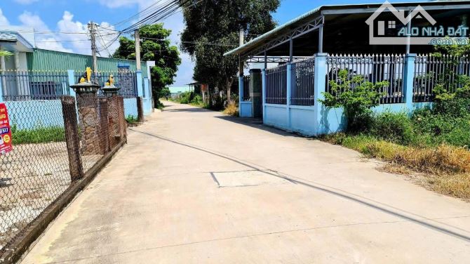 Bán nền đất đường bê tông 5x38m, xã Đức Hòa Đông, Đức Hòa, Long An. Giá 1.6 tỷ - 5