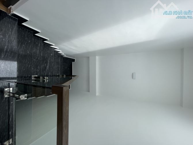 MSP: DC02/Hồ Sen  🏠 xây mới tinh còn thơm mùi sơn - 6