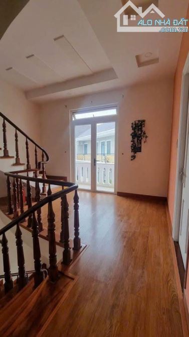 CĂN VILLA NGHỈ DƯỠNG NGAY BẾN XE THÀNH BƯỞI, CÁCH HỒ XUÂN HƯƠNG CHỈ 5 PHÚT DI CHUYỂN - 6