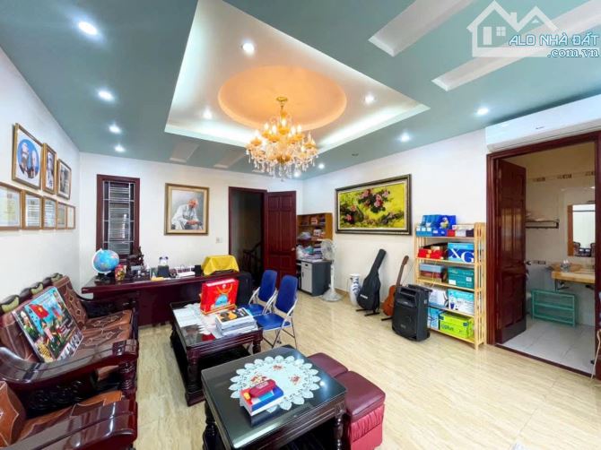 Bán căn biệt thự có thang máy lô 16 Lê Hồng Phong - DT 119m - Mt 7m - giá bán 15,5 tỷ - 6