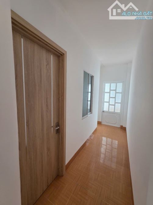 Bán nhà 2 tầng khu dân cư Đường Đệ - Vĩnh Hoà . Đường ô tô rộng 7m - 6