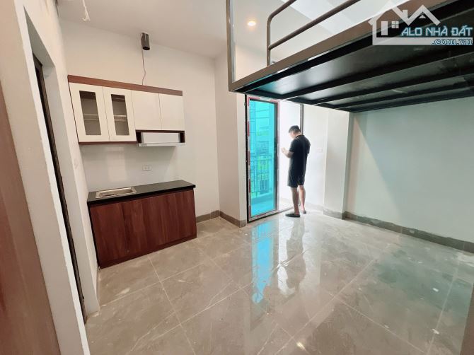Cho Thuê CCMN 78 Quang Lãm Hà Đông 25m2 Gác Xép Cửa Sổ Ban Công Thang Máy Ful Đồ Trống 17P - 6