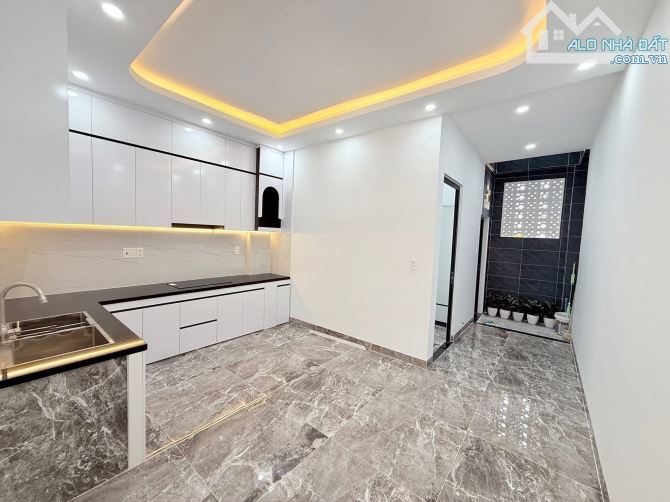 ☀️ BÁN NHÀ 1T2L MỚI ĐẸP ĐƯỜNG HOÀNG HOA THÁM GẦN BIỂN BÃI SAU - HOÀN CÔNG GIÁ 9.5 TỈ - 6