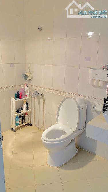 Cần bán căn hộ chung cư 100m2 vị trí vàng mặt phố Nguyễn Thị Định - Cực hiếm - 5