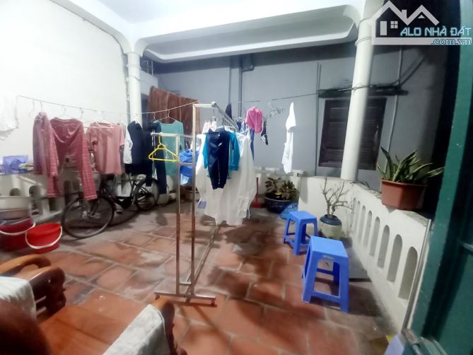 TRUNG TÂM- NGÕ THÔNG-CHỦ NHÀ NHIỀU BĐS BÁN BỚT CHUYỂN NHÀ TO HƠN_3 TẦNG-47/52M-9,4 TỶ - 6