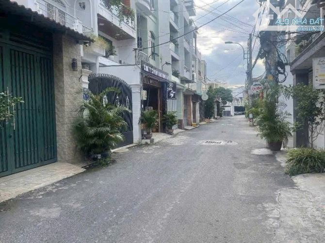 NHÀ ĐẸP LÊ VĂN THỌ GV - GẦN CV LÀNG HOA - HẺM 5M THÔNG SÁT MẶT TIỀN - 72M²(4,5×16) - 4 TẦN - 6
