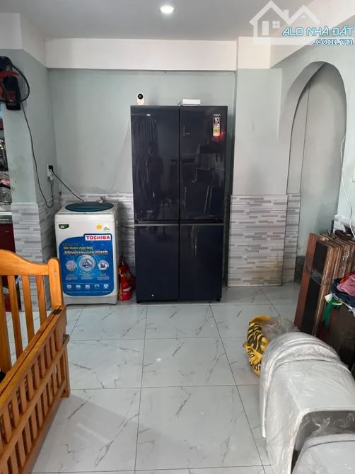 BÁN NHÀ TO GIÁ MỀM – HẺM VIP CMT8 – GẦN METRO HÒA HƯNG – CHỈ 6.5 TỶ NỞ HẬU TO - 6