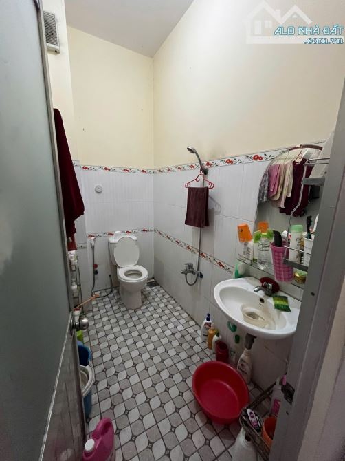 Bán nhà trệt, 2 lầu, hẻm 10m thông đường Trần Thị Do, giá 6,99 tỷ TL - 6