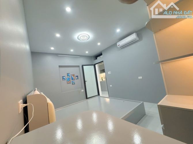 CĂN HỘ TẬP THỂ TẦNG 1 - TÔN ĐỨC THẮNG - ĐỐNG ĐA - DTSD 80M2 - KINH DOANH ONLINE TỐT - 6