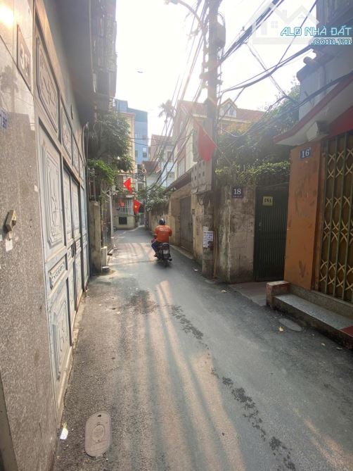 Nhà Xuân thủy 4 tầng, 42m2 , giá 13,2tỷ, Ngõ nông thông, ô tô đỗ, full nội thất - 6