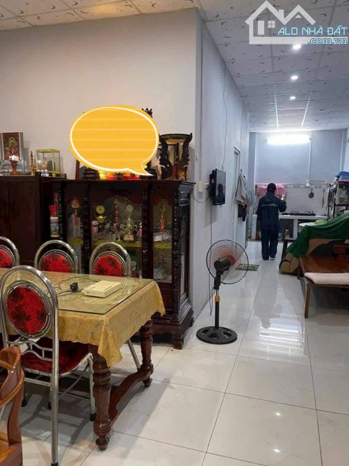 Nhà Mặt tiền nhựa ấp 10 Lương Hoà Bến Lức Long An giá 2 tỷ nở hậu - 6