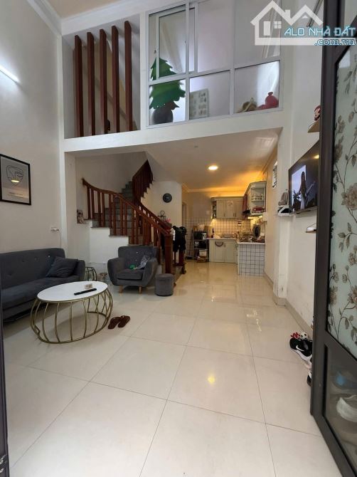 Nhà 3 tầng ngõ đường Trần Huy Liệu giá hợp lý - 6