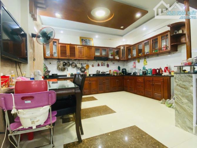 🌈 NHÀ 3 TẦNG DT KHỦNG ĐINH TIÊN HOÀNG, HẢI CHÂU 💰 Giá chỉ: 5 tỷ x nhỏ xinh - 7