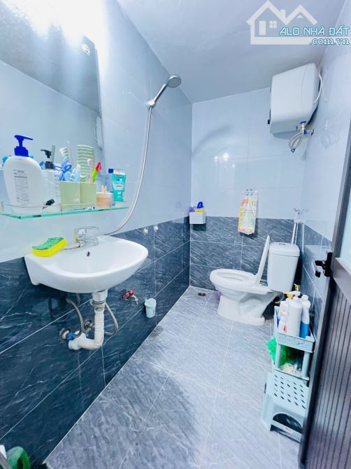 BÁN  NHÀ Ô TÔ CÁCH 10M, NỞ HẬU, HOÀNG MAI, ĐẦU TRƯƠNG ĐỊNH. 27M2 – 5 TẦNG . 5,28 TỶ - 7