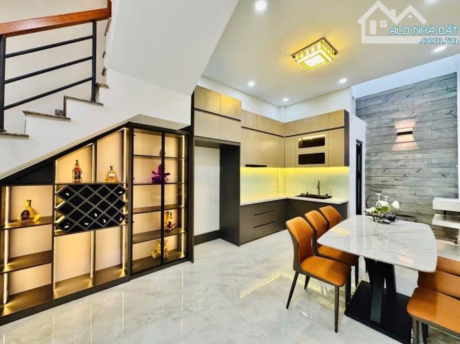 CẦN BÁN GẤP NHÀ LÊ THỊ BẠCH CÁT,P11,Quận 11-Giá:4tỷ890/56,7M2(4,2X13,5)-Sổ đẹp - 7