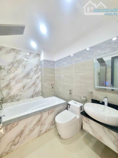 🔥 Gấp bán giảm 600 Nhà 3 tầng – Đường 12m Trung tâm Dĩ An,Tp HCM - khu VIP Phú Hồng Thịnh - 7