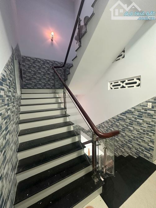 BÁN NHÀ HOÀN CÔNG 3 TẦNG MẶT TIỀN NGUYỄN TẤT THÀNH-BÀ RỊA, nhà mới chưa sử dụng giá tốt.. - 7