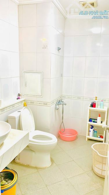 Cần bán căn hộ chung cư 100m2 vị trí vàng mặt phố Nguyễn Thị Định - Cực hiếm - 6