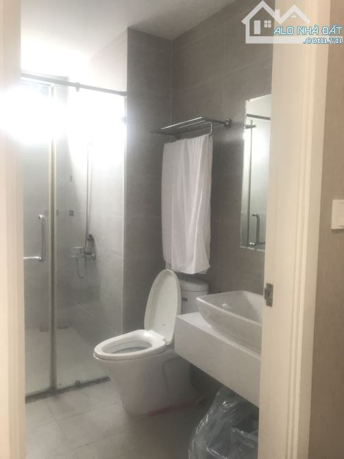 Bán căn Officetel Central Premium, 854 Tạ Quang Bửu, Phường 5, Quận 8.  🏡: 1PN - 1WC - 7