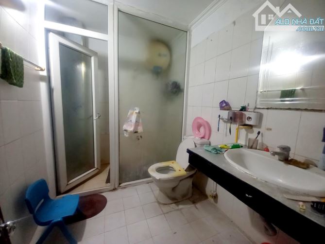 TRUNG TÂM- NGÕ THÔNG-CHỦ NHÀ NHIỀU BĐS BÁN BỚT CHUYỂN NHÀ TO HƠN_3 TẦNG-47/52M-9,4 TỶ - 7