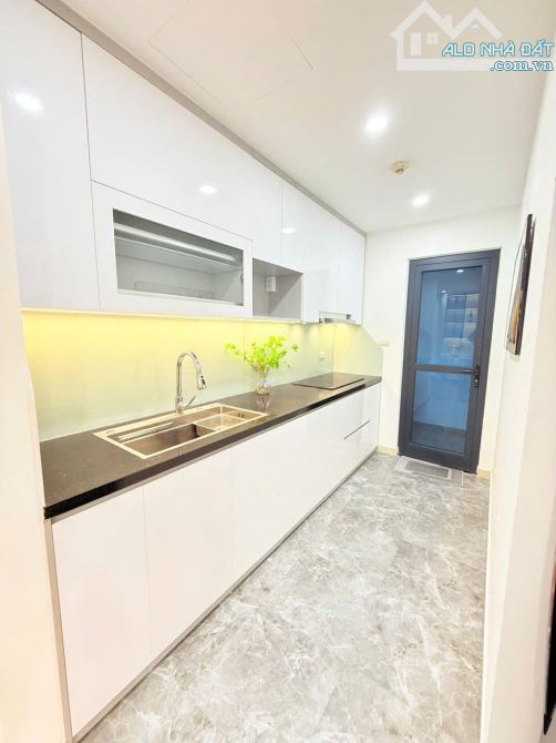 Chung cư goldmark 2 ngủ, 2 vệ sinh, full nội thất ở luôn - 7