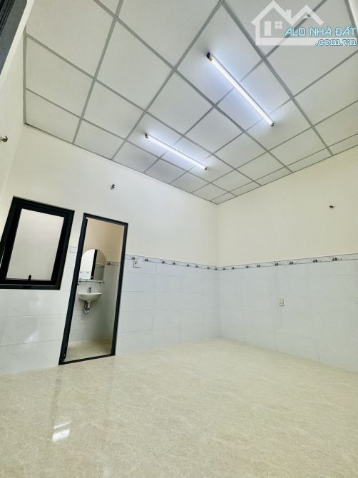 Bán nhà Hẻm Xe Hơi KD gần Văn Cao Q.Tân Phú 2Tầng Mới Đẹp 4.2x15M chỉ 6,25 Tỷ TL - 7