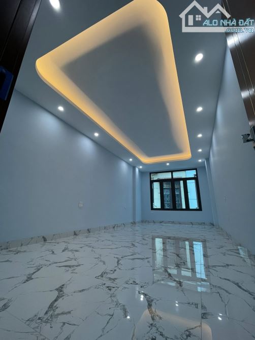 RẺ NHẤT CỐ NHUẾ, 40M 5T, MT 4M, OTO  VÀO NHÀ, NHÀ ĐẸP HAI THOÁNG, Ở VÀ KINH DOANH, GIÁ 8TỶ - 7