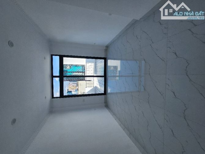 PHỐ ĐỊNH CÔNG- LÔ GÓC- 6 TẦNG THANG MÁY- ÔTÔ tránh , Kinh doanh sầm uất. - 7