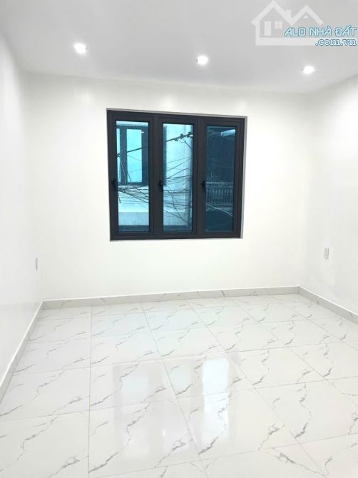 Siêu phẩm tuyến 2 cam lộ, Hùng Vương ô tô đỗ cửa- 64m2 sân cổng riêng - 2,86 tỷ - 7