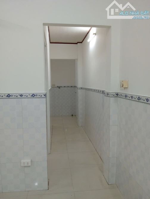 Chỉ 1 tỷ 6 nhà cấp 4, đường số 2, quận bình tân - 8