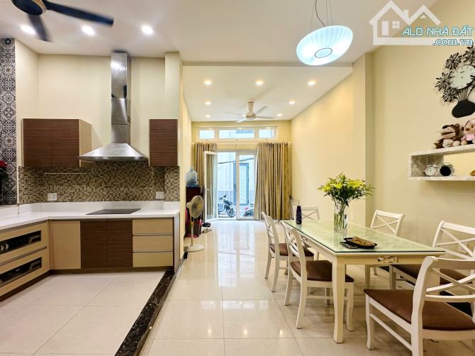 Nhà đẹp nguyên căn Bình Thạnh, P.21 cho thuê - 3 Tầng, Đủ nội thất - Đ. Xô Viết Nghệ Tĩnh - 8