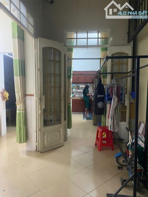 Bán  nhà Tân Vạn cách đường Bui Hữu Nghĩa 20m - 8
