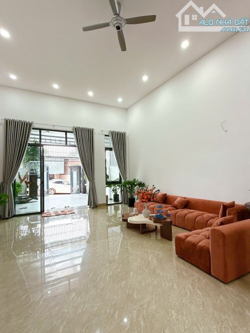 Nhà Mặt Tiền đường A12 Phạm NGũ Lão - 5.8x32m có 2 phòng ngủ tầng dưới - 8